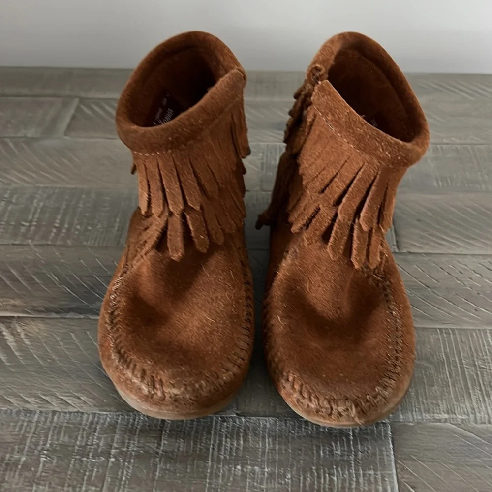 Minnetonka Double Fringe Side Zip Boot